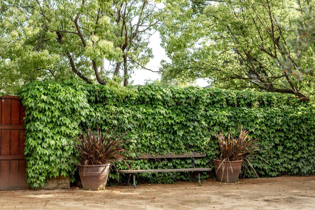 Seven Branches Venue And Inn Sonoma Exterior photo